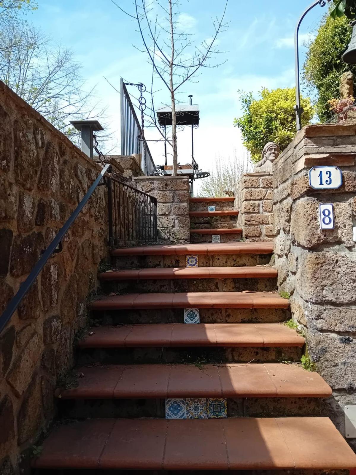 Casa Serafina Trilocale Con Arredi D'Arte E Parcheggio Privato Orvieto Extérieur photo