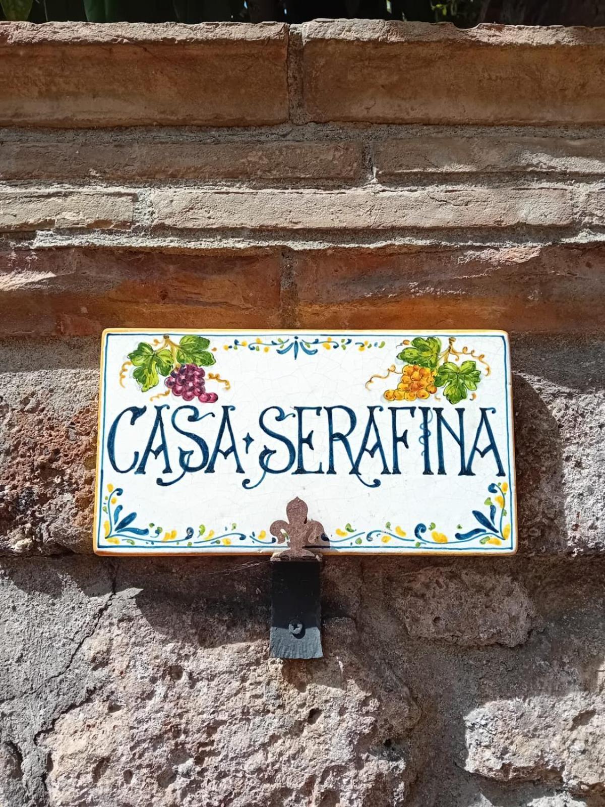 Casa Serafina Trilocale Con Arredi D'Arte E Parcheggio Privato Orvieto Extérieur photo